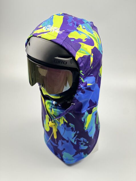 Breeze Kukla - HELMET ON