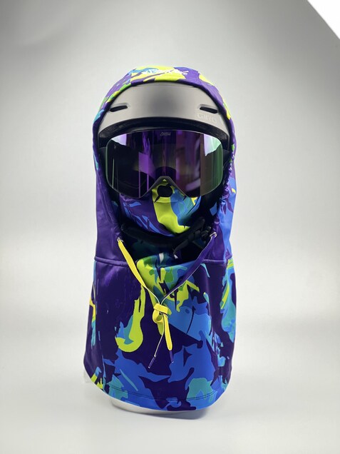 Breeze Kukla - HELMET ON